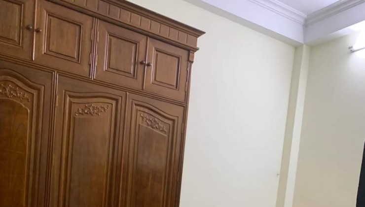 Cho thuê nhà nguyên căn Ngõ 211 Khương Trung, thanh xuân 35m2 x 4 tầng, 3 ngủ, 10 Triệu